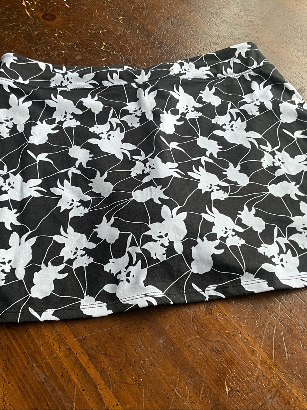 Tranquility size small skort